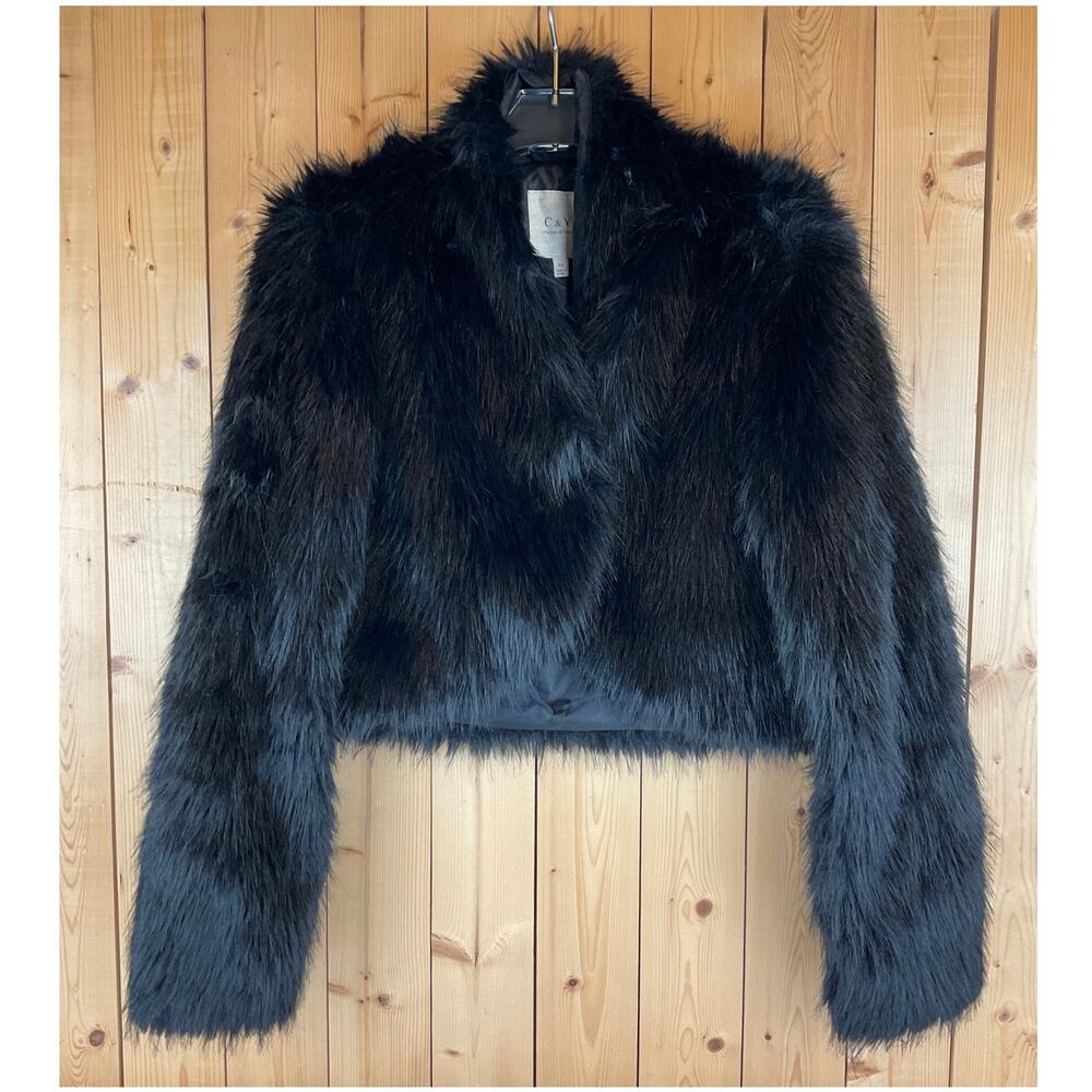 C&V Chelsea & Violet Women's Cropped Faux Fur Jacket, Black - Size XS